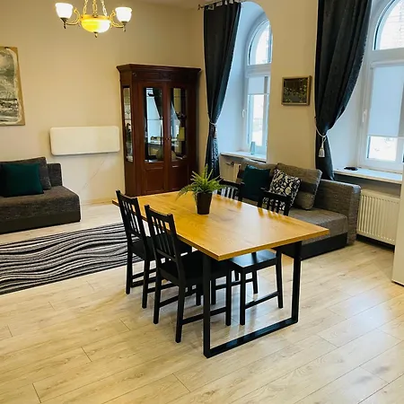 In Art Nouveau District Apartament Ryga