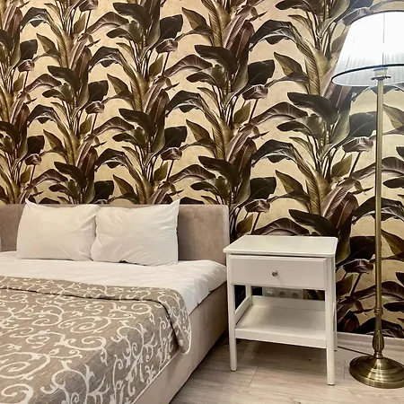 Apartament In Art Nouveau District Ryga